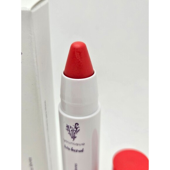 Younique Weekend Lip Butter Treat Yourself New in Box Discontinued - Picture 3 of 7